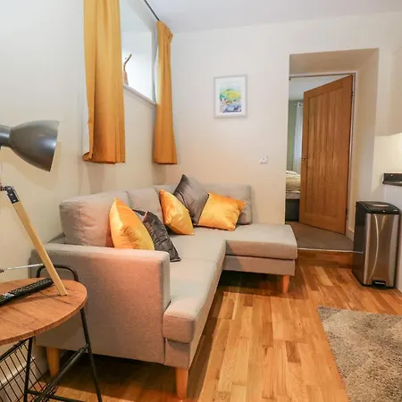 Granary 울버스톤